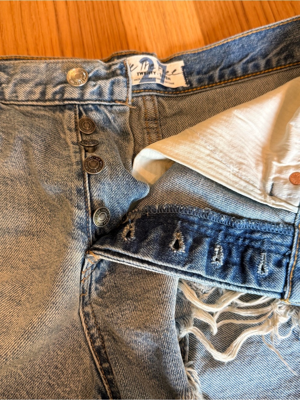 We The Free Light Wash Frayed Hem Denim Shorts - Picture 10 of 10